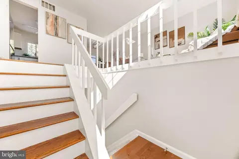 115 Bar Harbor Rd, Pasadena, MD 21122 photo 4