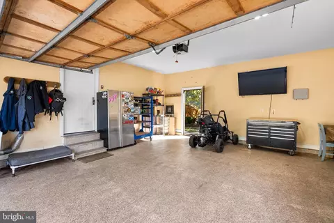 300 Christy Rd, Pasadena, MD 21122 photo 42