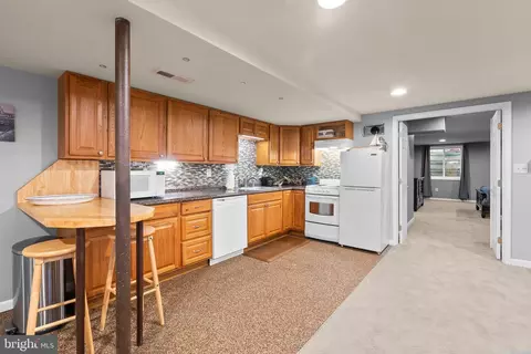 300 Christy Rd, Pasadena, MD 21122 photo 35