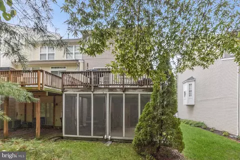 8011 Apple Valley Dr, Pasadena, MD 21122 photo 11