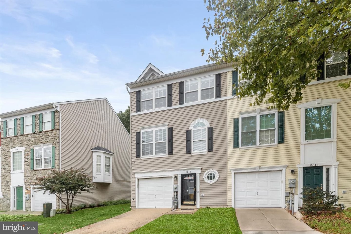 8011 Apple Valley Dr, Pasadena, MD 21122 photo 2