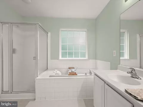 8011 Apple Valley Dr, Pasadena, MD 21122 photo 35