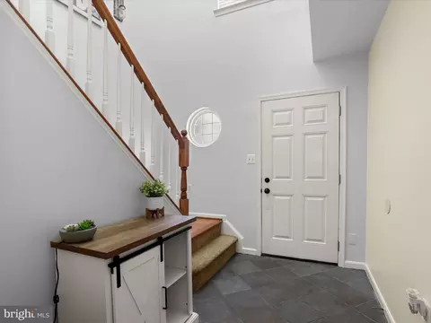 8011 Apple Valley Dr, Pasadena, MD 21122 photo 4
