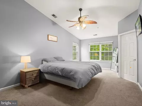 8011 Apple Valley Dr, Pasadena, MD 21122 photo 31