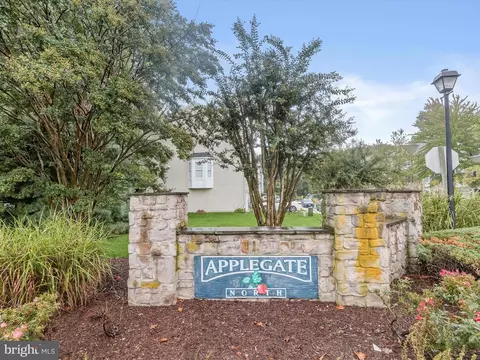 8011 Apple Valley Dr, Pasadena, MD 21122 photo 40