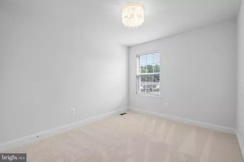 8423 Kendall Ct, Laurel, MD 20724 photo 13