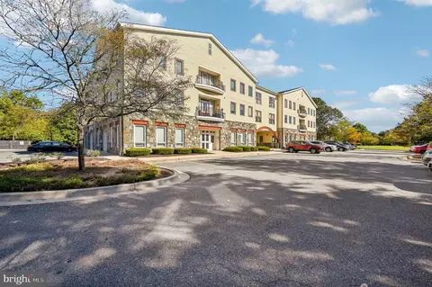 400 Renfro Dr #307, Glen Burnie, MD 21060
