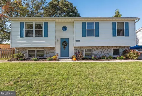 313 Winston Rd, Pasadena, MD 21122