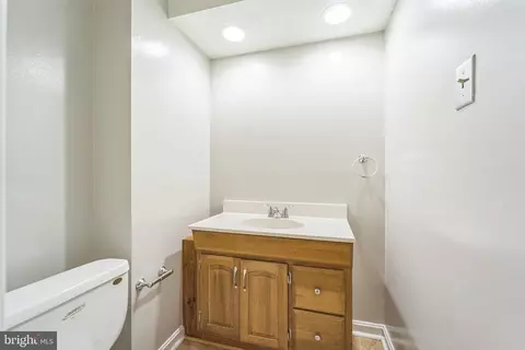 Bath - 658 Cedar Dr, Pasadena, MD 21122 photo 1 of 2