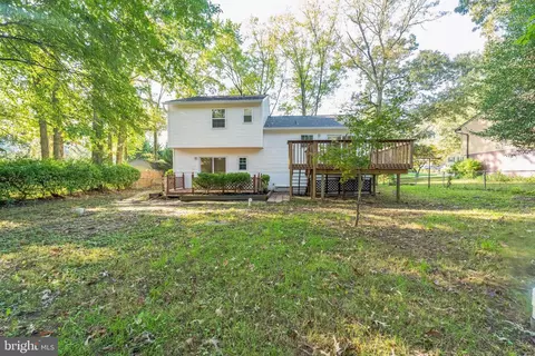 Exterior - 658 Cedar Dr, Pasadena, MD 21122 photo 3 of 6