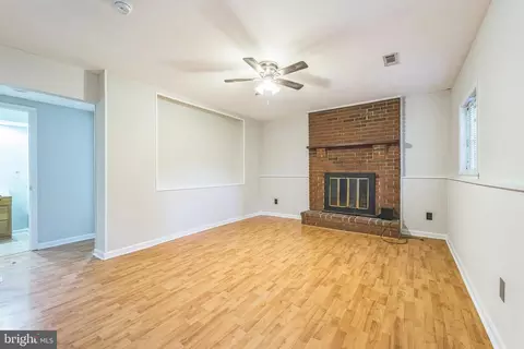 Living - 658 Cedar Dr, Pasadena, MD 21122 photo 6 of 6