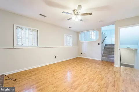 Living - 658 Cedar Dr, Pasadena, MD 21122 photo 5 of 6