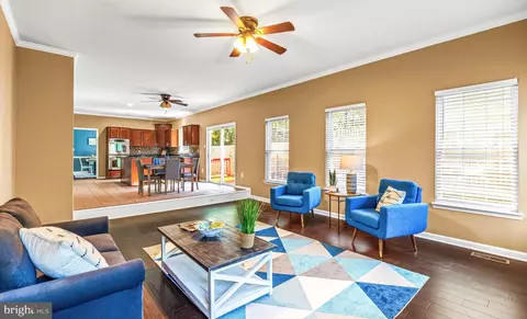 Living - 7605 E Glenshire Ct, Severn, MD 21144 photo 5 of 8