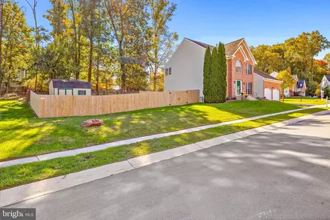 Exterior - 7605 E Glenshire Ct, Severn, MD 21144 photo 2 of 7