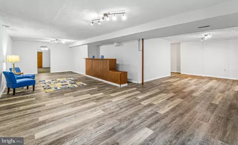 Living - 7605 E Glenshire Ct, Severn, MD 21144 photo 6 of 8