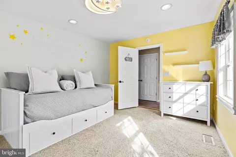 7730 W Shore Rd, Pasadena, MD 21122 photo 7