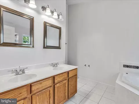 Bath - 8091 Pennington Dr, Laurel, MD 20724 photo 1 of 4