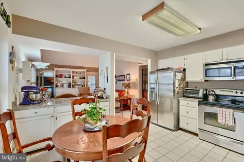 793 Eastern Point Rd, Annapolis, MD 21401 photo 9