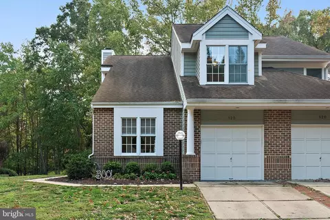 Exterior - 122 Spring Place Way, Annapolis, MD 21401 photo 2 of 7