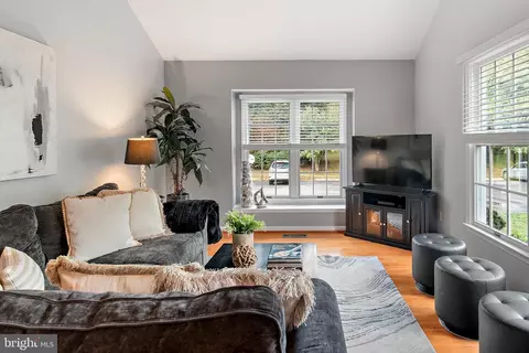 Living - 122 Spring Place Way, Annapolis, MD 21401 photo 1 of 3