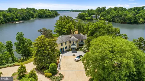 29 Homeport Dr, Edgewater, MD 21037