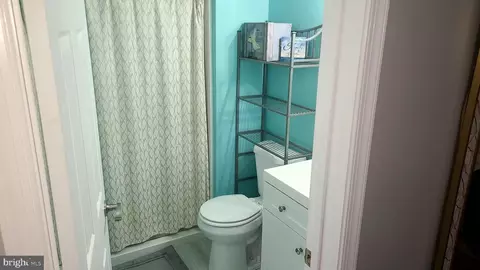 7804 Titan Ct, Pasadena, MD 21122 photo 17