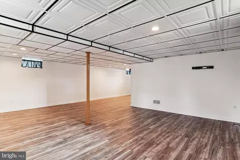 Other - 7835 Catherine Ave, Pasadena, MD 21122 photo 9 of 18