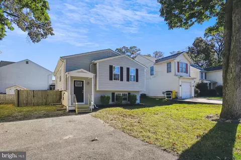 Exterior - 7835 Catherine Ave, Pasadena, MD 21122 photo 6 of 15