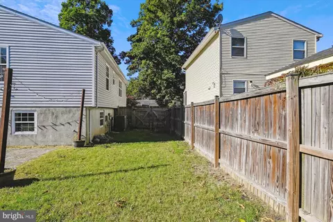 Exterior - 7835 Catherine Ave, Pasadena, MD 21122 photo 15 of 15