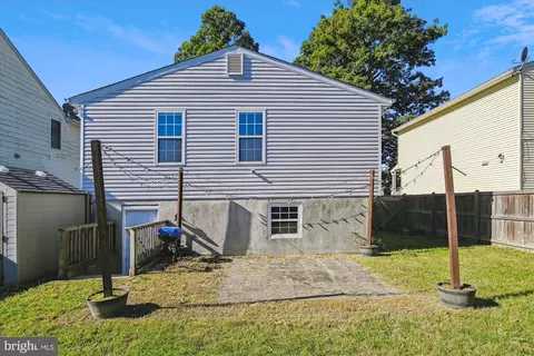 Exterior - 7835 Catherine Ave, Pasadena, MD 21122 photo 10 of 15