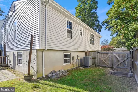 Exterior - 7835 Catherine Ave, Pasadena, MD 21122 photo 14 of 15