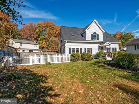 1210 Spruce Ave, Shady Side, MD 20764 photo 4