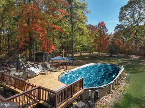 Exterior - 4921 Idlewilde Rd, Shady Side, MD 20764 photo 4 of 9