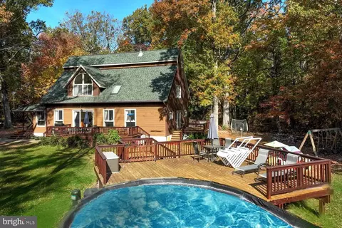 Exterior - 4921 Idlewilde Rd, Shady Side, MD 20764 photo 1 of 9