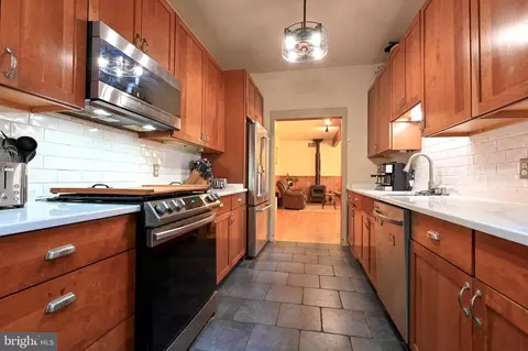 Kitchen - 4921 Idlewilde Rd, Shady Side, MD 20764 photo 1 of 4