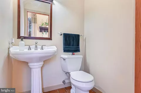 Bath - 4921 Idlewilde Rd, Shady Side, MD 20764 photo 1 of 3