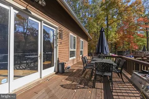 Exterior - 4921 Idlewilde Rd, Shady Side, MD 20764 photo 6 of 9