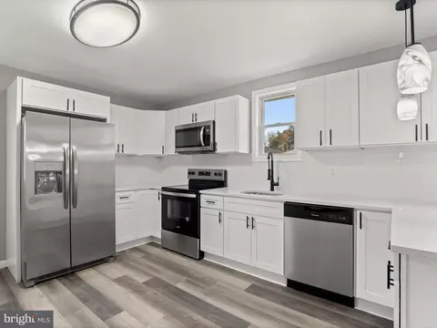 7737 Notley Rd, Pasadena, MD 21122 photo 13