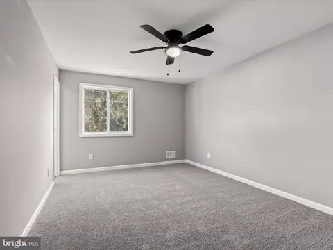 7737 Notley Rd, Pasadena, MD 21122 photo 20