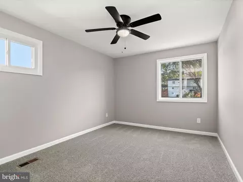 7737 Notley Rd, Pasadena, MD 21122 photo 28