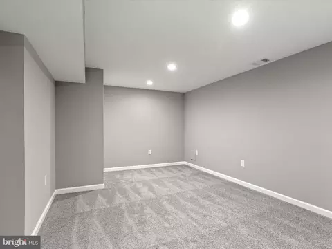 7737 Notley Rd, Pasadena, MD 21122 photo 34