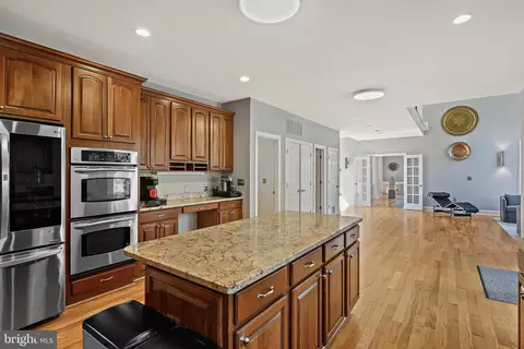 Kitchen - 1181 Old County Rd, Arnold, MD 21012 photo 4 of 5