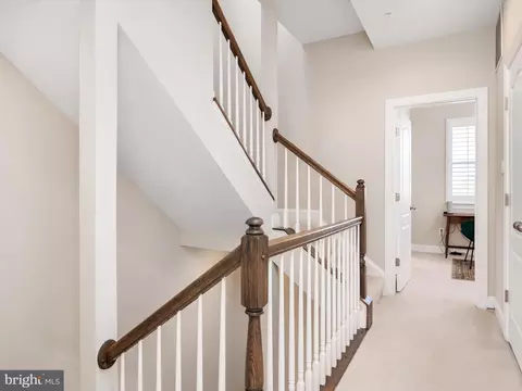 Entry Way - 512 Joseph Johnson Dr, Annapolis, MD 21401 photo 3 of 4
