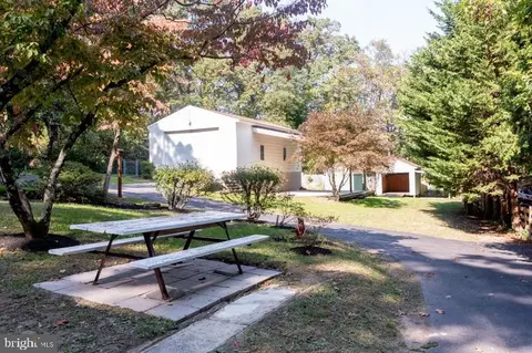 22 W Pasadena Rd, Pasadena, MD 21122 photo 27