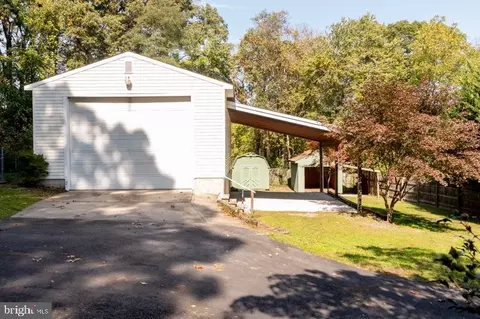22 W Pasadena Rd, Pasadena, MD 21122 photo 31