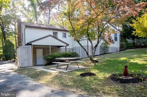 22 W Pasadena Rd, Pasadena, MD 21122 photo 26