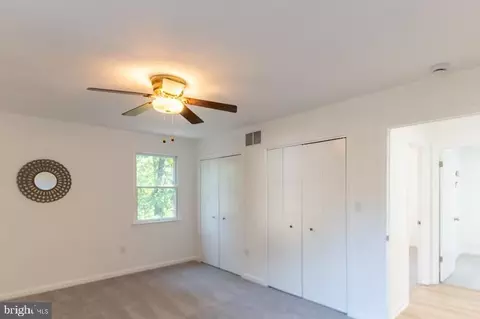 22 W Pasadena Rd, Pasadena, MD 21122 photo 17