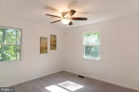 22 W Pasadena Rd, Pasadena, MD 21122 photo 20