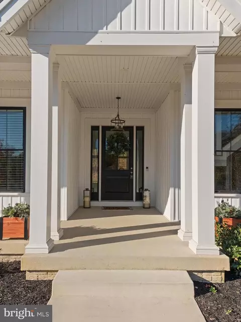 Exterior - 3910 Jiggsy Ct, Edgewater, MD 21037 photo 10 of 14