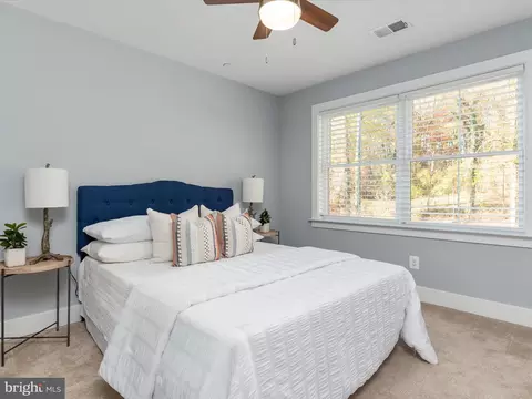 Bedroom - 3910 Jiggsy Ct, Edgewater, MD 21037 photo 6 of 10